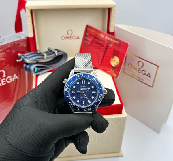 Omega Seamaster James Bond Super Clone