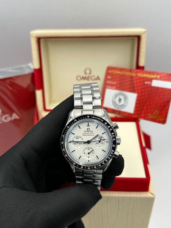 Omega Speedmaster Moonwatch Super Clone