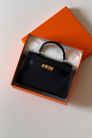 Hermès Mini Kelly 19 Black Epsom Leather with Gold Hardware