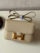 Hermès Constance 18 bag in the Craie Color