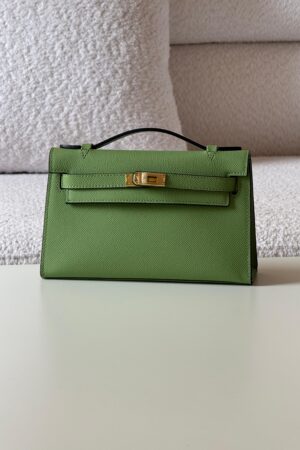 Hermes Kelly Pochette Vert Yucca Swift Gold Hardware